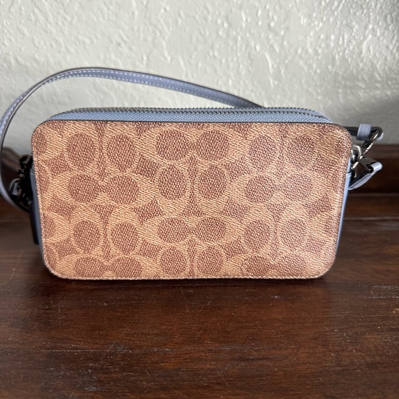Coach Kira Crossbody wristlet Blue like new - Picture 2 of 5